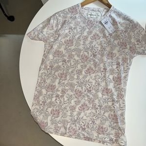 Soft Floral Sensitive Medium Mens S/S Tee